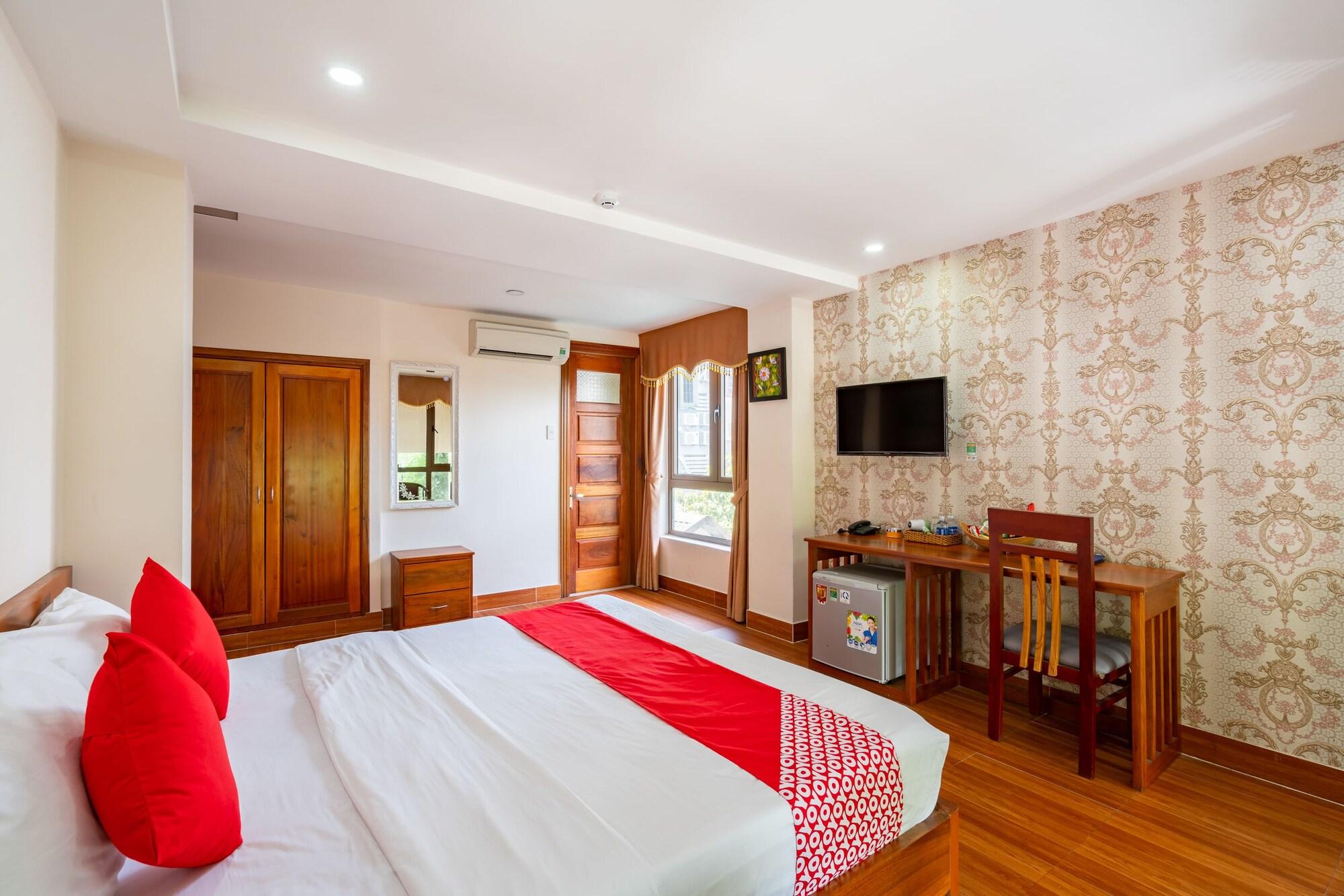 Oyo 236 Hoa Mai Boutique Hotel Da Nang Exterior foto