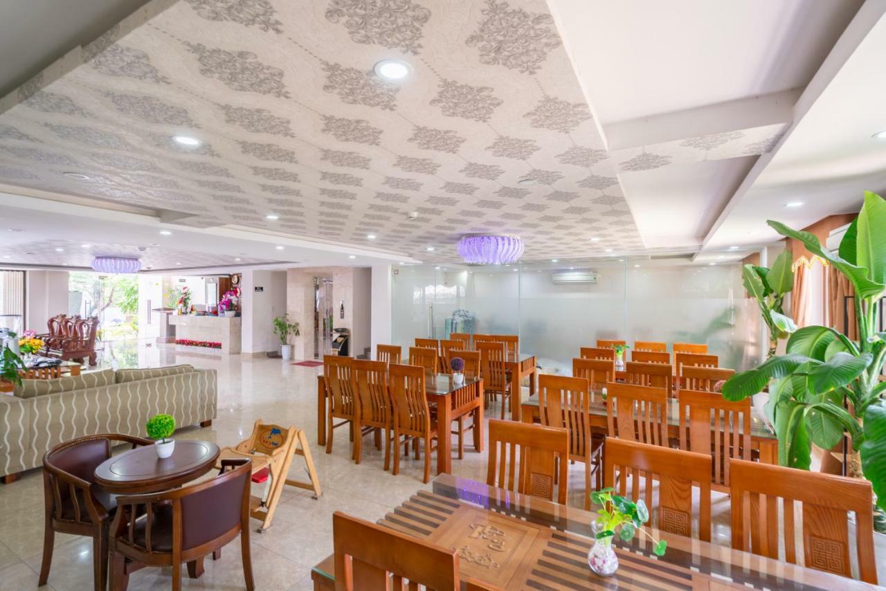 Oyo 236 Hoa Mai Boutique Hotel Da Nang Exterior foto